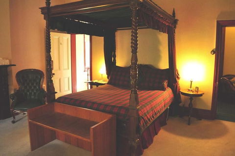 Ormiston House - Accommodation Redcliffe 5
