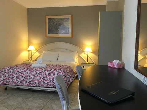 Pacific Garden Hotel - Accommodation Redcliffe 5