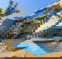 The Bluff Resort Apartments - Accommodation Redcliffe