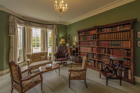 Montfort Manor - Accommodation Redcliffe 5