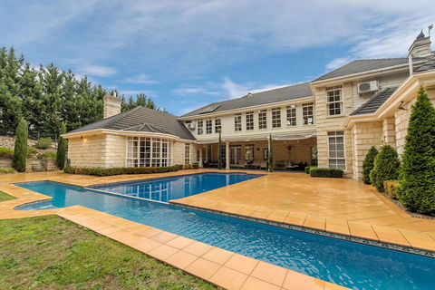 Montfort Manor - Accommodation Redcliffe 4