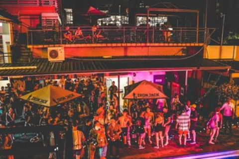 Youth Shack Backpackers - Hostel - Accommodation Redcliffe 4