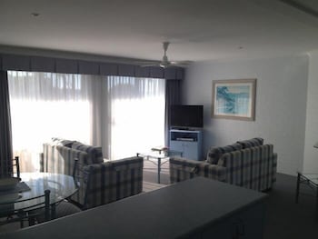 Breakers Apartments Mollymook - Accommodation Redcliffe 6