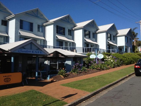 Breakers Apartments Mollymook - Accommodation Redcliffe 1