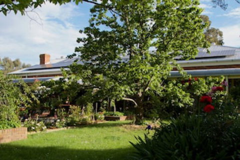 Holly Lane Mews - Accommodation Redcliffe 0