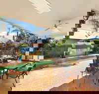 Edward Parry Motel  Apartments - Accommodation Redcliffe