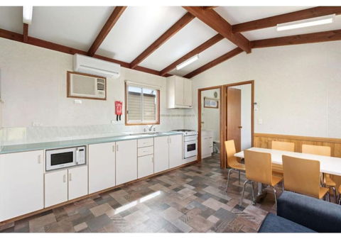 Discovery Parks - Robe - Accommodation Redcliffe 5