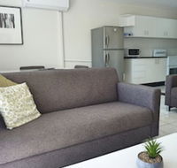 Jadran Motel  El Jays Holiday Lodge - Accommodation Redcliffe