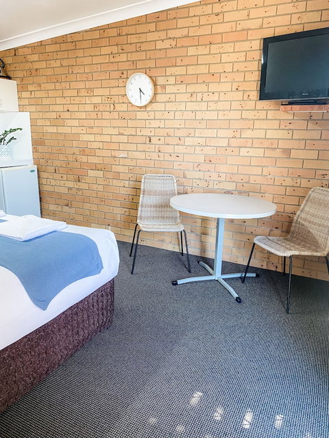 Pacific Sun Motor Inn Bargara - Accommodation Redcliffe 2