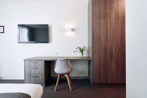 Club Laverton Motel - Accommodation Redcliffe 2