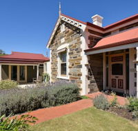 Trafalgar Premium Vintage Suites - Accommodation Redcliffe