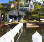 Overnight Reflections B  B - Accommodation Redcliffe