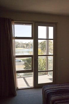 Central Shepparton Apartments - Accommodation Redcliffe 2