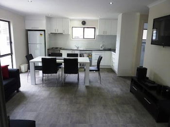 Garden Of Eden Caravan Park - Accommodation Redcliffe 3