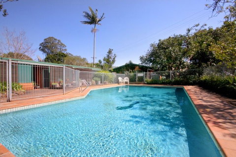 Lilyponds Holiday Park - Accommodation Redcliffe 0