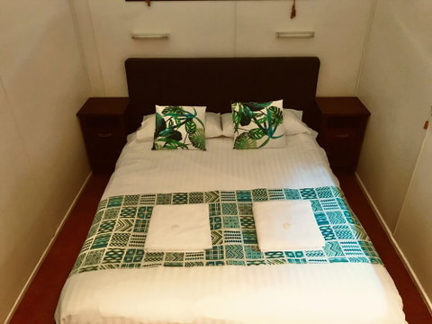 Lilyponds Holiday Park - Accommodation Redcliffe 2