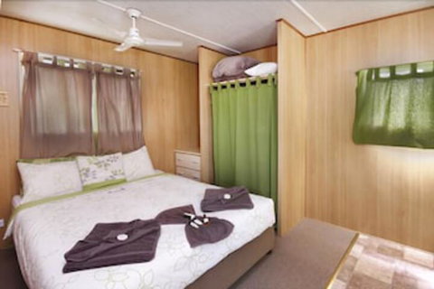 Mapleton Cabins & Caravan Park - Accommodation Redcliffe 3