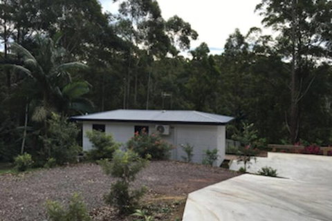 Mapleton Cabins & Caravan Park - Accommodation Redcliffe 0