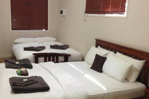 Mapleton Cabins & Caravan Park - Accommodation Redcliffe 1