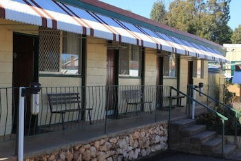 Peak Hill NSW Accommodation Redcliffe