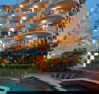 Meridian Alex Beach Apartments - Accommodation Redcliffe