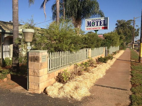 Oasis Motel Peak Hill - Accommodation Redcliffe 4