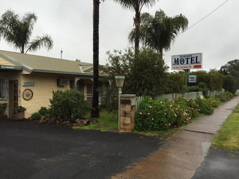 Oasis Motel Peak Hill - Accommodation Redcliffe 5