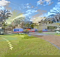 Acclaim Pine Grove Holiday Park - Accommodation Redcliffe