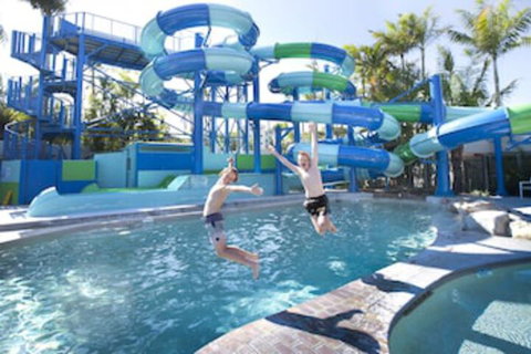 North Star Holiday Resort - Accommodation Redcliffe 0