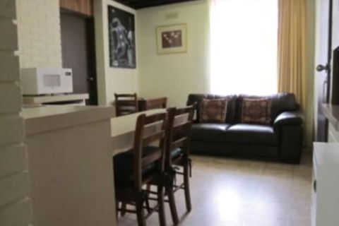 Lakes Waterfront Motel & Holiday Cottages - Accommodation Redcliffe 4
