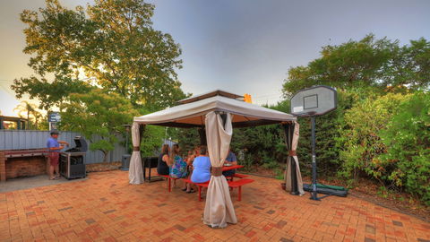 Shearing Shed Motor Inn - Accommodation Redcliffe 2