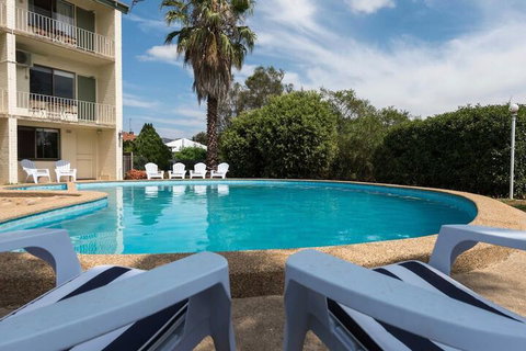 Harriet House Tumut - Accommodation Redcliffe 3