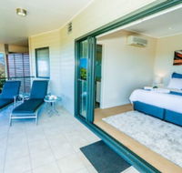 Loka Santi - Accommodation Redcliffe