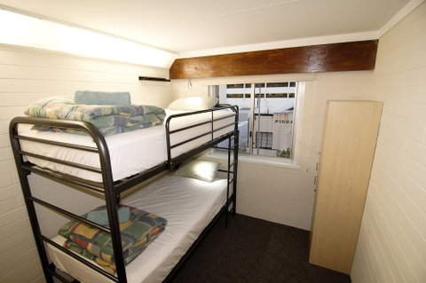 Kangaroo Inn - Hostel - Accommodation Redcliffe 5