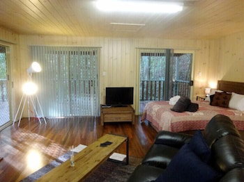 Treetops Accommodation Montville - Accommodation Redcliffe 2