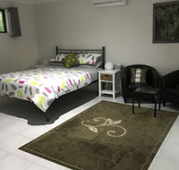 Little Shangri-La BB - Accommodation Redcliffe