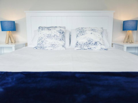 Catherine Lodge Farm Gate Cottages - Accommodation Redcliffe 3