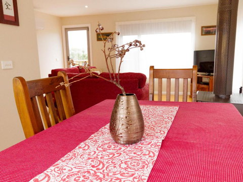 Catherine Lodge Farm Gate Cottages - Accommodation Redcliffe 2