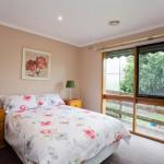 Geelong Holiday Home - Accommodation Redcliffe 0