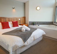 Tides Apartments - Accommodation Redcliffe