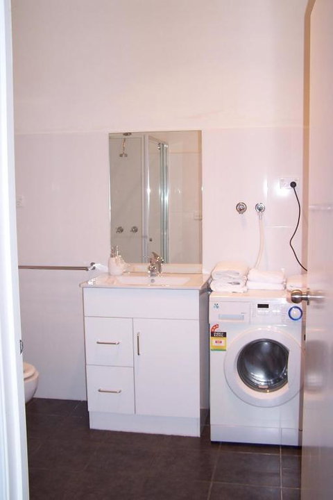 Westside Serviced Apartments - Accommodation Redcliffe 2