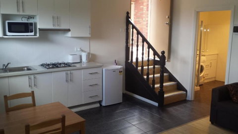 Westside Serviced Apartments - Accommodation Redcliffe 4