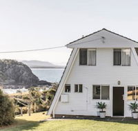 A PERFECT STAY - A Frame - Accommodation Redcliffe