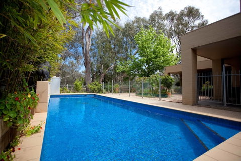 CocknBull Boutique Hotel - Accommodation Redcliffe 6