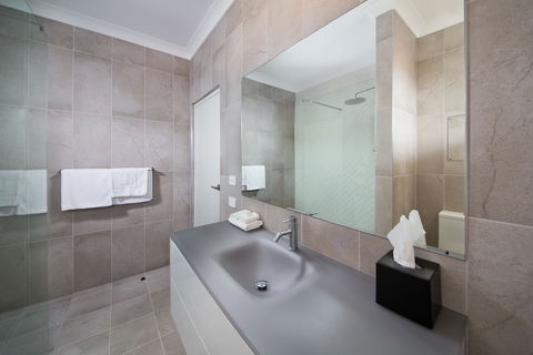 Parklands Resort & Conference Centre - Accommodation Redcliffe 6