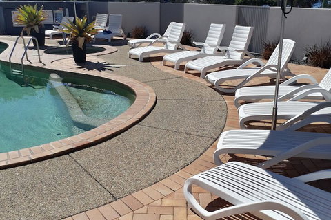 Pandanus Coolum Beach - Accommodation Redcliffe 2