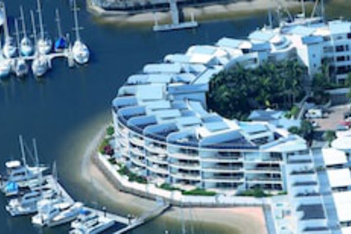 Minyama QLD Accommodation Redcliffe