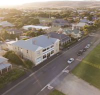 Port Elliot Beach House YHA Hostel - Accommodation Redcliffe