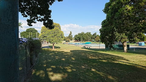 Dalfruin B&B - Accommodation Redcliffe 3