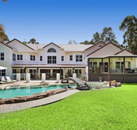 Kingfishers Manor - Accommodation Redcliffe